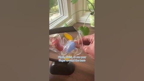 How to insert and remove your menstrual cup: