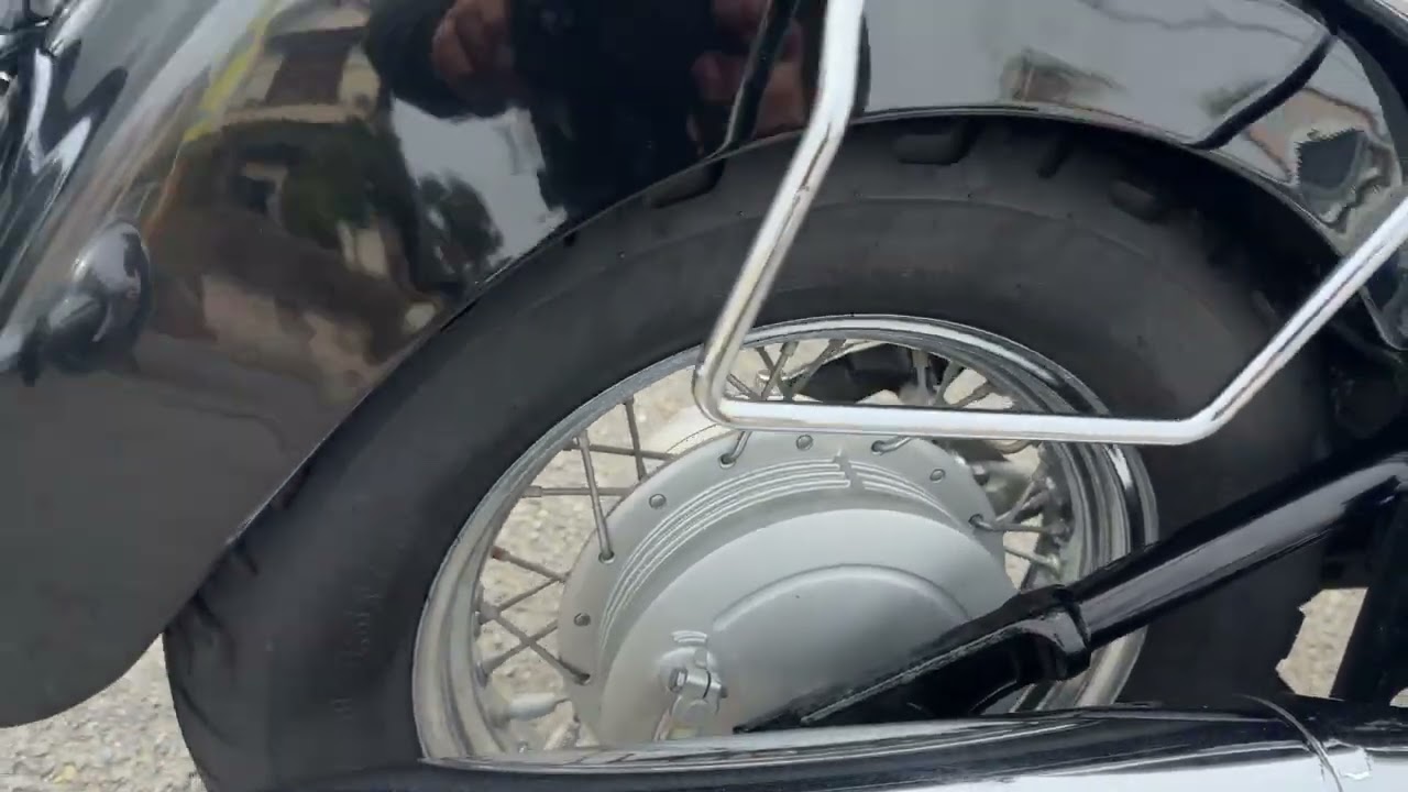 ヤマハ　ドラッグスター４００クラシック　サドルバッグサポート　シーシーバー装着　車両動画です。