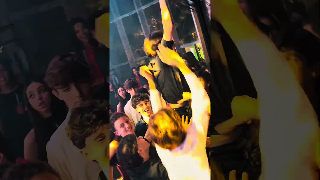 Vídeo — DJ para Festa de 15 Anos