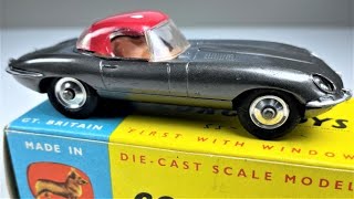 CORGI TOYS N°307 - 1962 - JAGUAR "E" TYPE GREY BODY