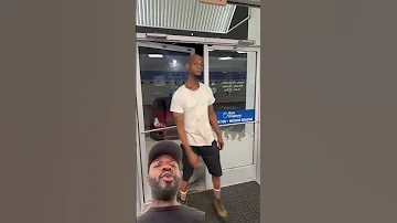 This Got To Be The Longest Neck I Ve Ever Seen 