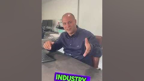 MyShop CEO, Izik Zizov, presents MaYa for the first time