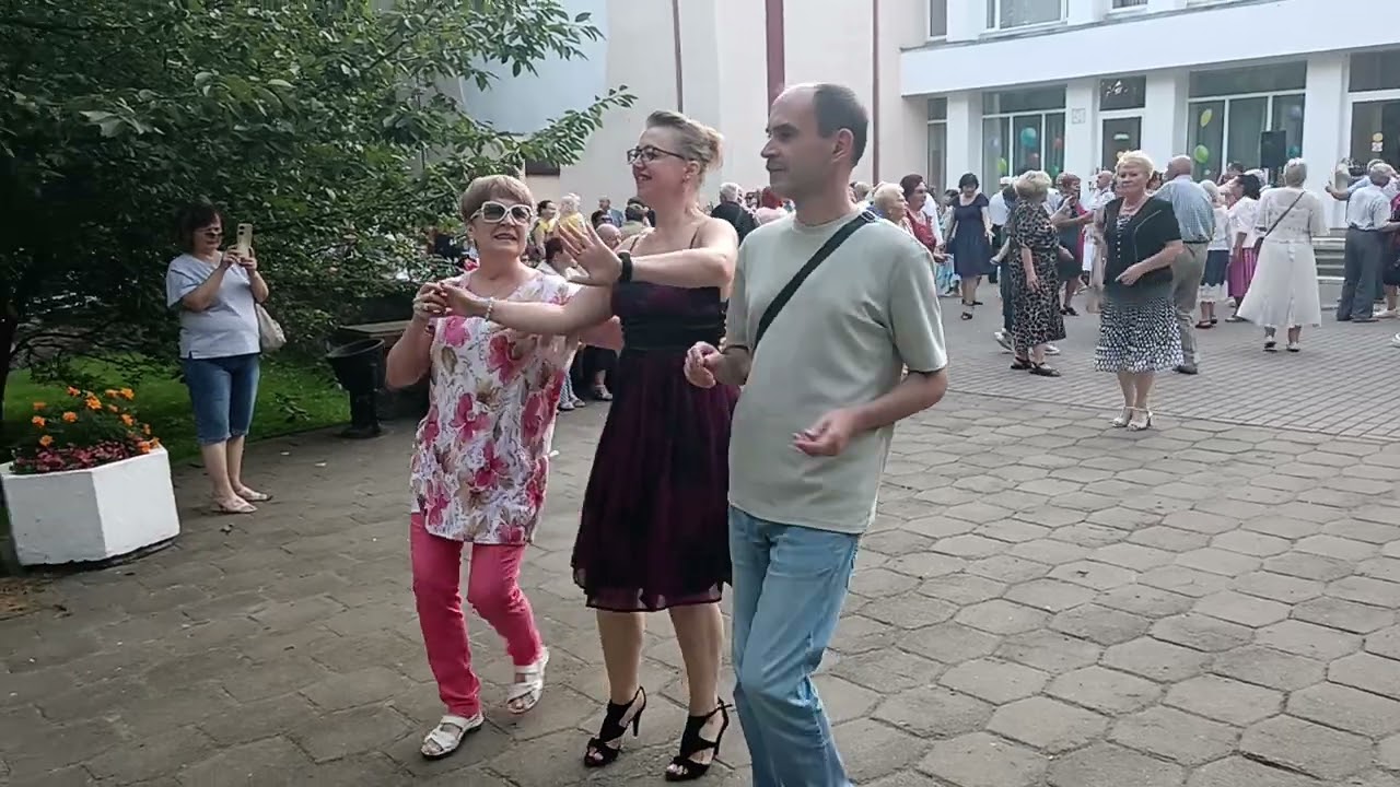 Роза...... 09.08.25 Гомель парк Луначарского 🥰💫