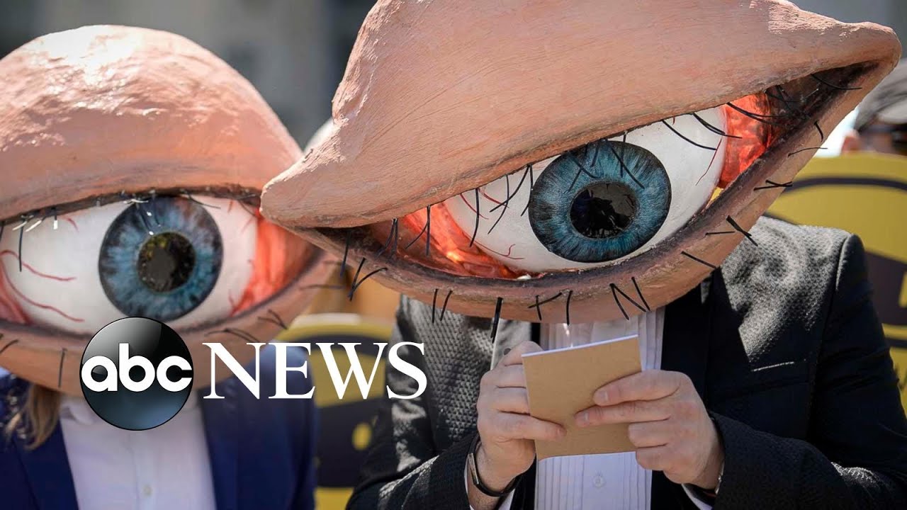 Bucharest protest, Parisian bubbles, Lisbon music festival: Week in Photos