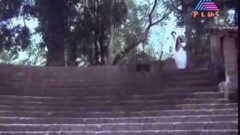 Nashta swargangale ningalenikkoru   Veena Poovu  1983