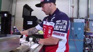 How To: Clean and Grease Suspension Linkage - TransWorld MOTOcross