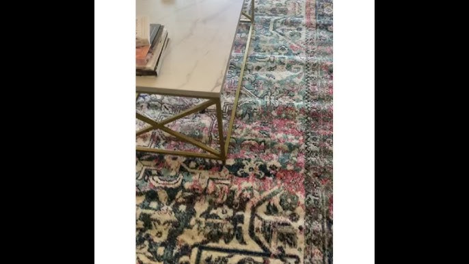 How To Flatten a Rug Corner - Thistlewood Farm