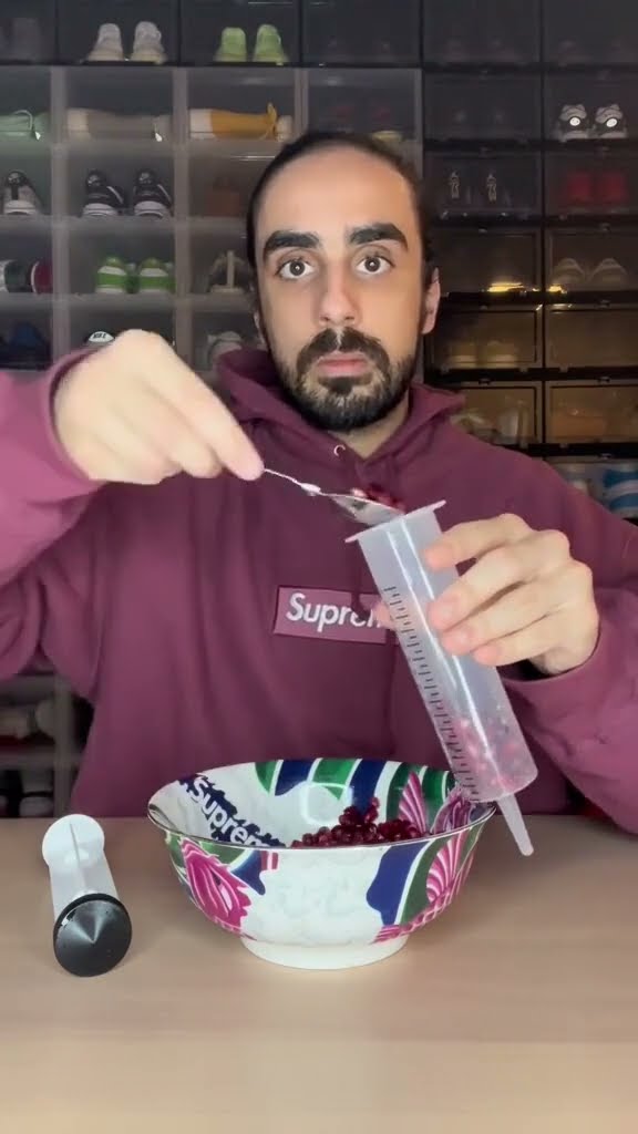 Pomegranate Juice Hack ? #food #asmreating #hacks #lifehacks