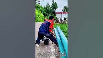 Installing W-Beam Guardrail: 3-Man Teamwork for Road Safety | Highway Construction