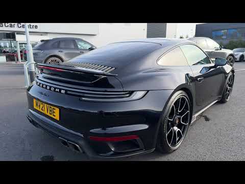 911 Turbo S in, Jet Black Metallic