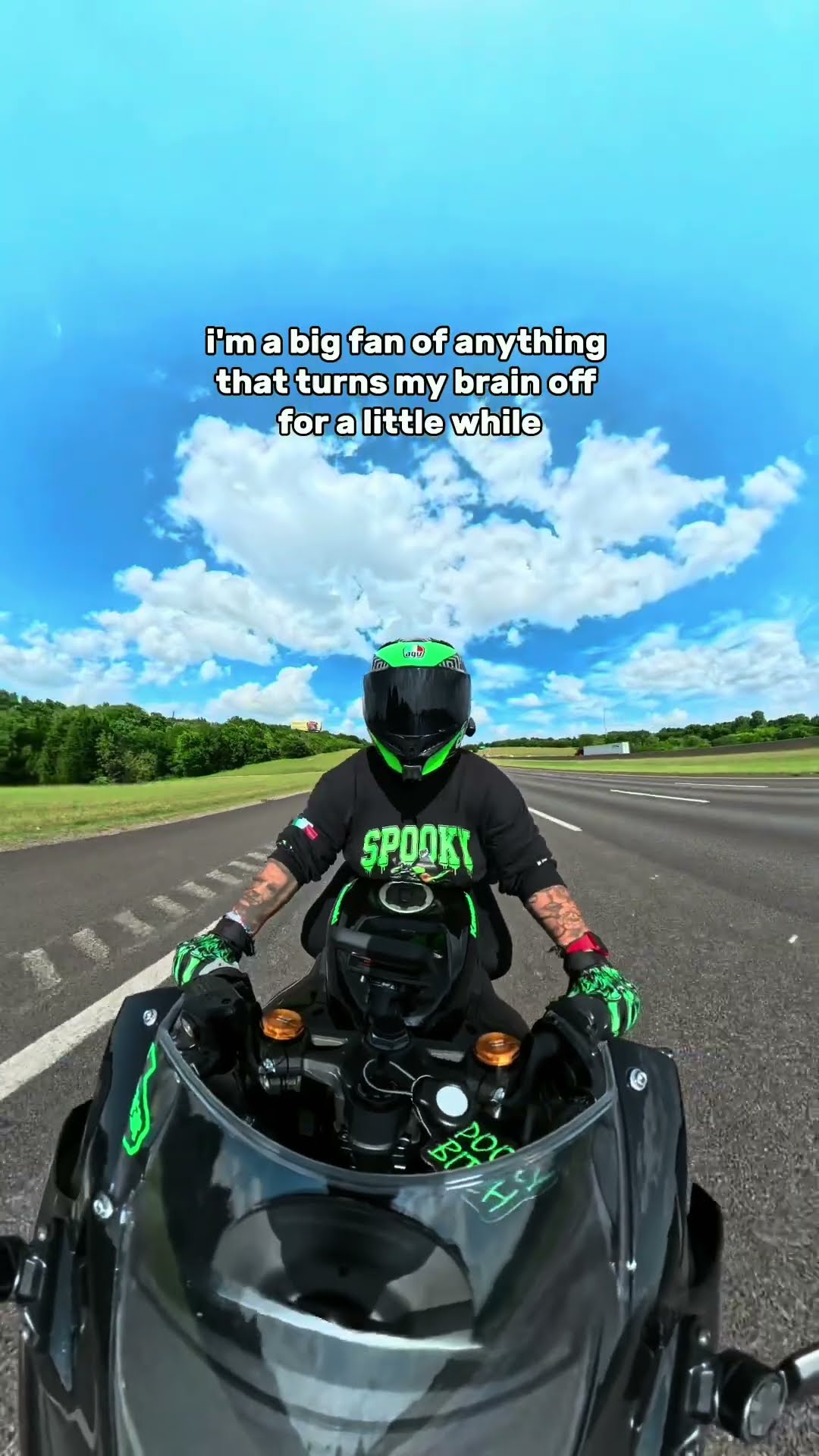 💚✨🖤 #insta360x5 #zx4r #girlbiker #life #mentalhealth - YouTube