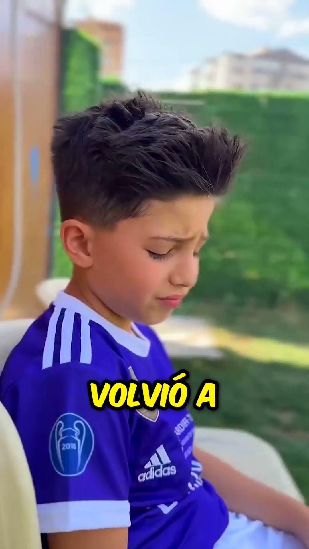 Él acosó al pobre niño en clase, ¡pero lo que pasó después te sorprenderá! ??