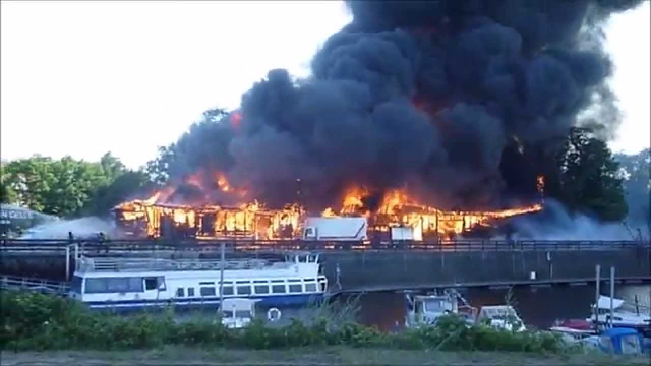 Großfeuer Hafen Celle 19.07.14
