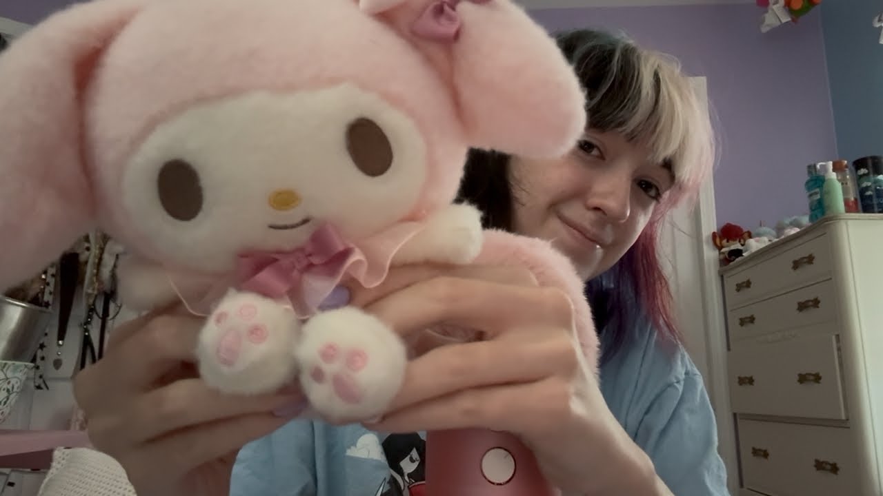 ASMR Embroidery Scratching on Plushies 