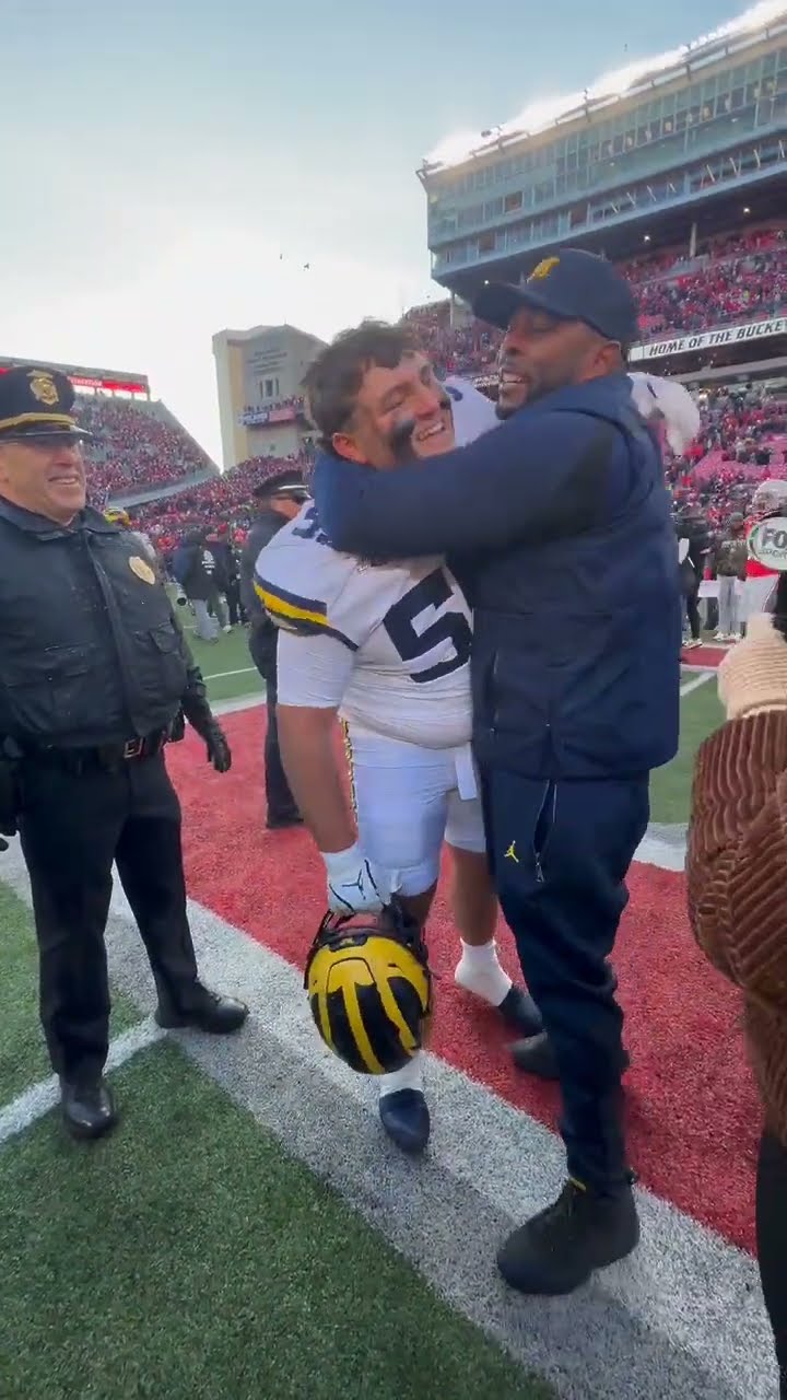 Well-deserved Gatorade bath for Sherrone Moore ? #michigan #ohiostate #cfb #football