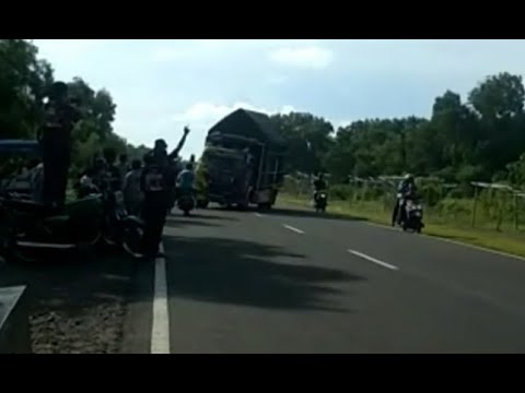 Fenomena Truk Oleng Memakan Korban Jiwa