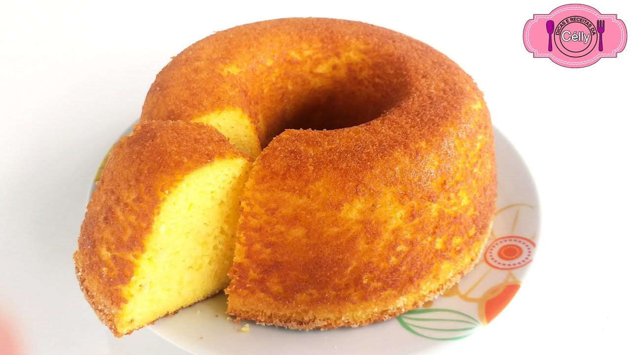 BOLO DE FUBÁ COM CREME DE LEITE