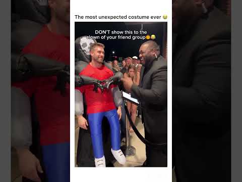 Omg 😆who came up with this idea? #funny #viral #outfit #halloween
