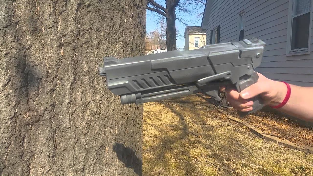 Arkham Knight Redhood pistol YouTube