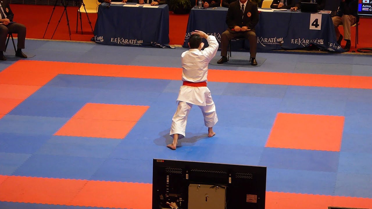 Karate 1 Paris 2016 kata male, JPN Shimbaba - Unshu - YouTube