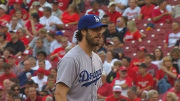 LAD@CIN: Haren gives up two runs over 5 1/3 innings
