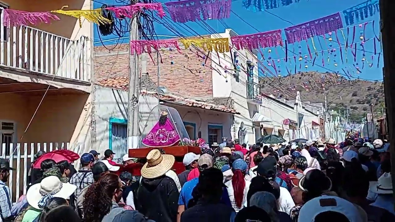 Albricias Albricias que aquí está Santa María del pueblito 