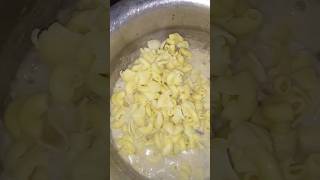 white sauce pasta shorts viral viralshorts umm e Farwa cooks