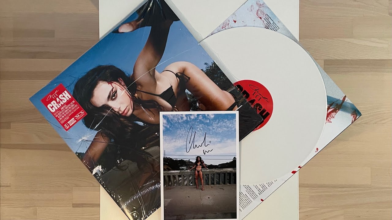 Charli XCX CRASH レコード ステッカー付き Charli XCX CRASH レコード ステッカー付き