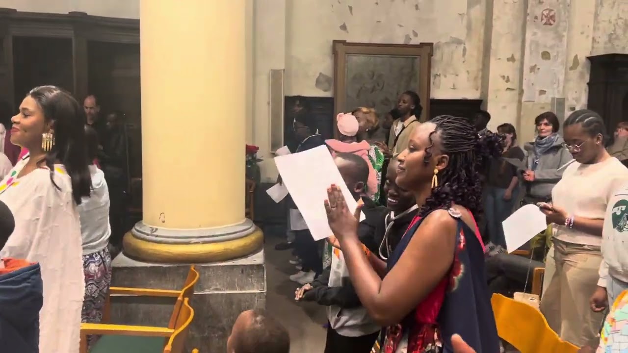 Nkembo na Nzambe o likolo - Chorale Saint Antoine de Padoue