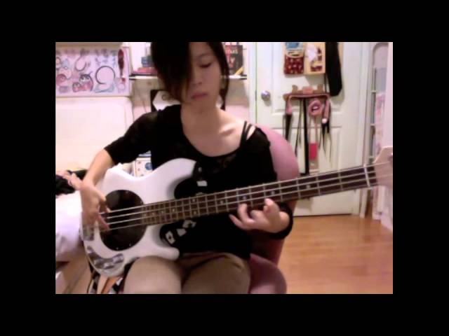 Muse - Hysteria (Bass Cover)