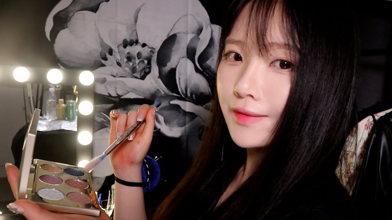 ASMR(Sub✔)  K-POP make up Role Play (in the Back Staege)
