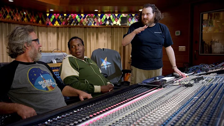 Colin Wolfe BTS Video at Manifold Recording