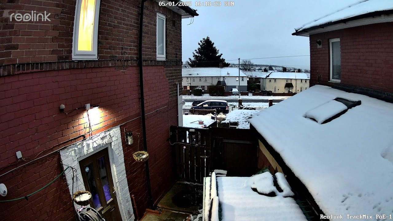 Leeds UK Snow live stream