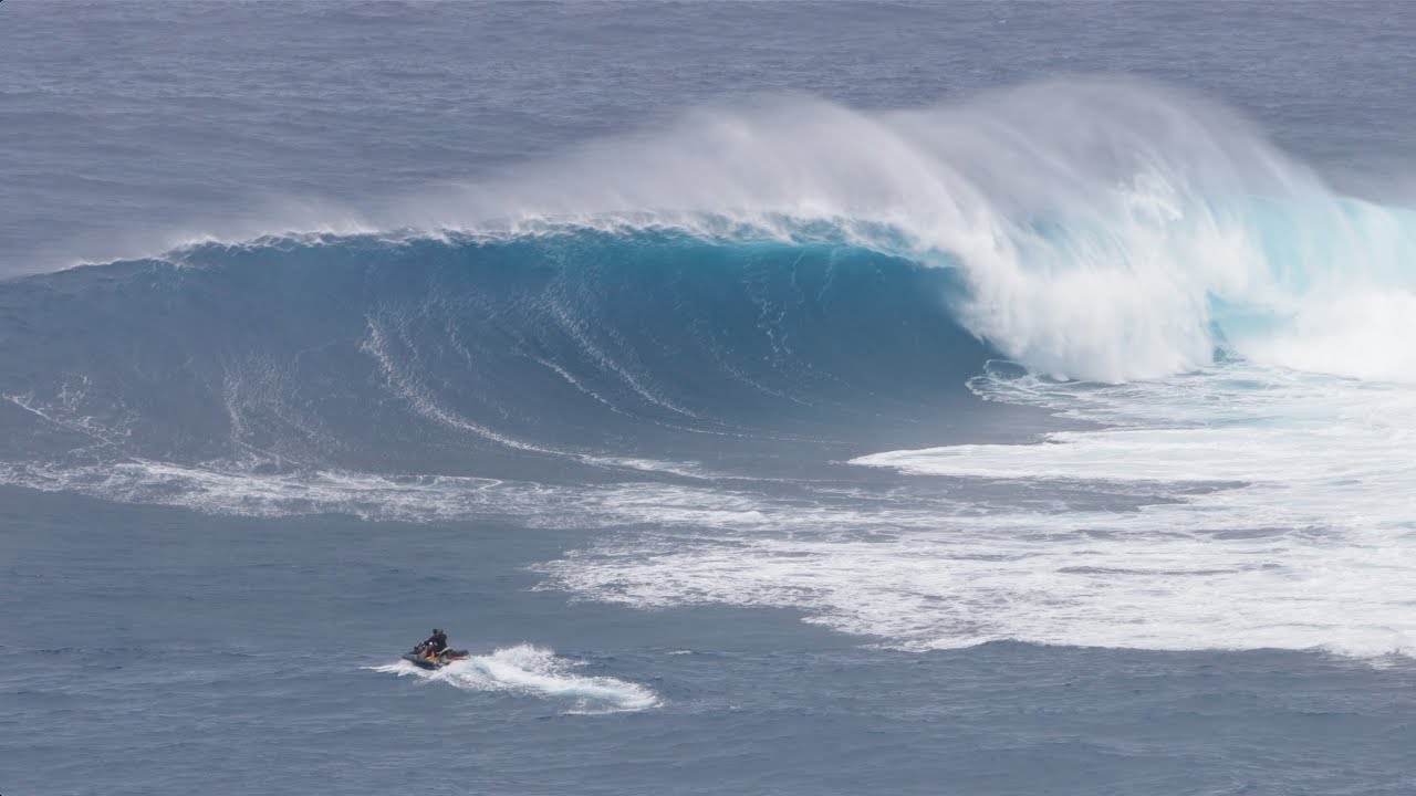 JAWS XXL!!! BIGGEST SWELL OF THE SEASON!!! (RAW CLIPS) 