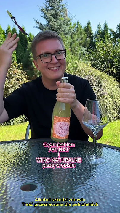 Mętne wino z kapslem za 6 dych z Lidla - pet nat z polskiej winnicy.