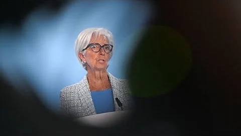 Lagarde: Can't Confirm ECB Moving to Dialing-Back Phase