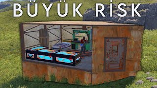 OFFİCİAL SUNUCUDA LAUNCH'A EV ATARSANIZ NE Mİ OLUR ? / Rust Türkçe.