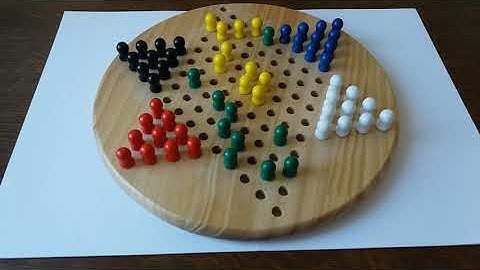 Chinese checkers game  -  game  