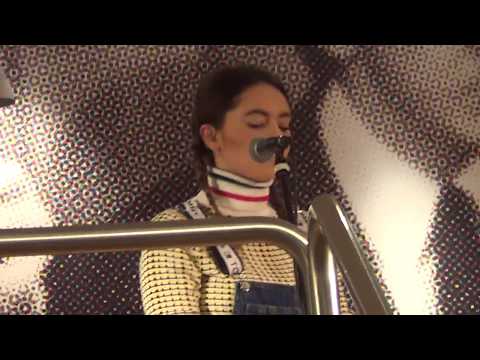 Francesca Michielin - Vulcano - @ Feltrinelli - 2640 Instore 12/01/2018