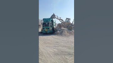 Loading damper with caterpillar #caterpillar #wheelloader #shortsfeed