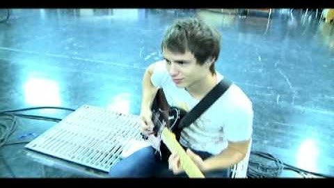 Paramore - 40 Days of Riot! (scene 1)