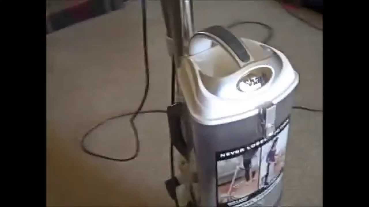 Shark Navigator Lift-Away Professional Upright Review