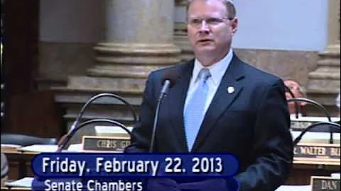 Senator Damon Thayer debating SB 39