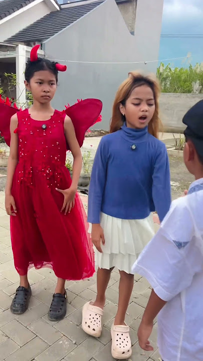 Anak kecil ga boleh pacaran cok 🤣