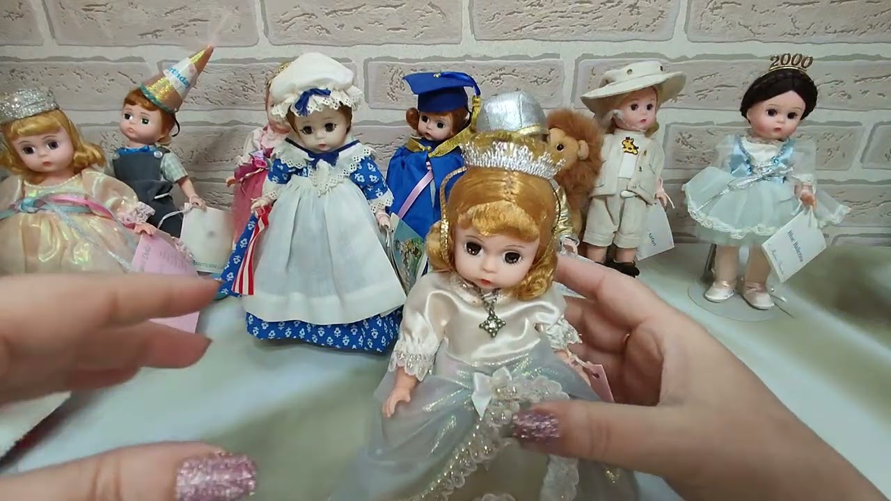 НА ПРОДАЖУ в магазин DOLLSBOOM shop - золотая коллекция 1990 - начала 2000 гг MADAM ALEXANDER.