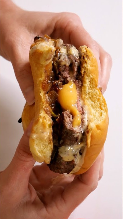 The “Jucy Lucy”