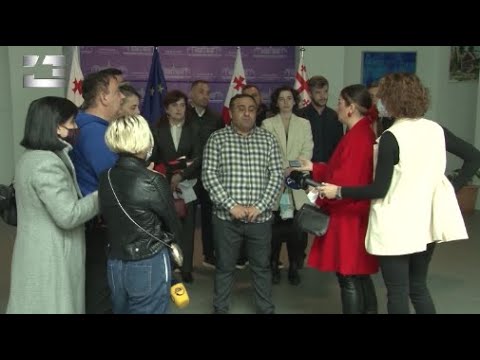 გაერთიანებული ოპოზიცია  ახალი მოწვევის ბათუმის საკრებულოს სხდომის  დაუყოვნებლივ ჩანიშვნას ითხოვს