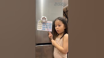 MinHee và bài tập đánh vần | growwithminhee | Em bé nói tiếng Anh MinHee | #Shorts