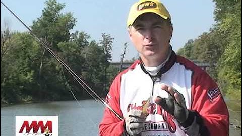 MARK MENENDEZ SHOWS YOU THE KVD SLASH BAIT