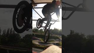 mit Michi Meisel im #Mellowpark beim Highway to Hill Festival #bmx #mtb #bmxlife #bmx_cycle_stunt